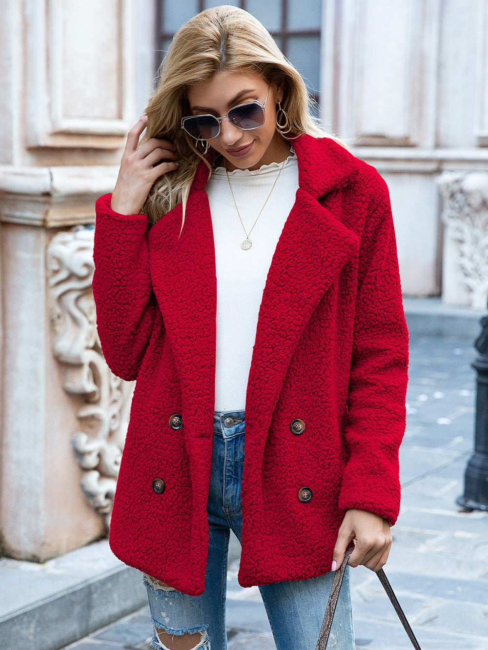 Cozy Fluff – nadýchaný zimní kabát