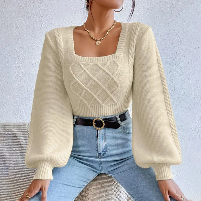 SquareSoft – sweater with a square neckline and fine ribbing