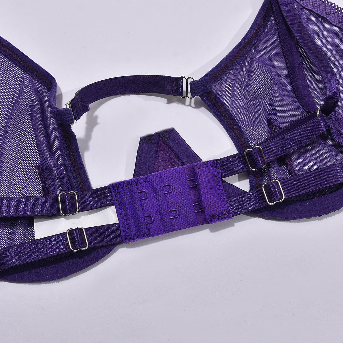 Steel Kiss – sexy tříbodové spodní prádlo