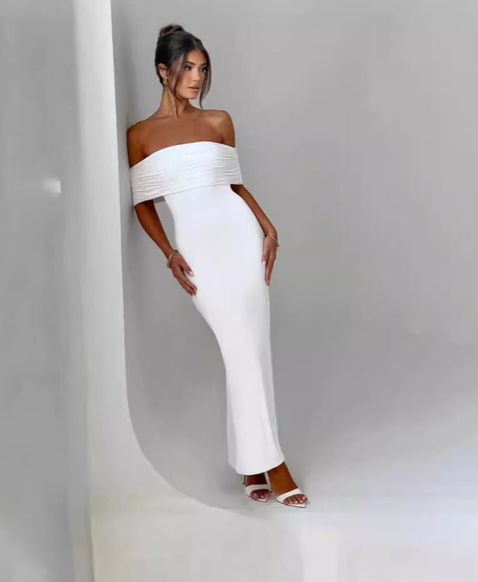 Glamour Backless – elegantní šaty s odhalenými rameny