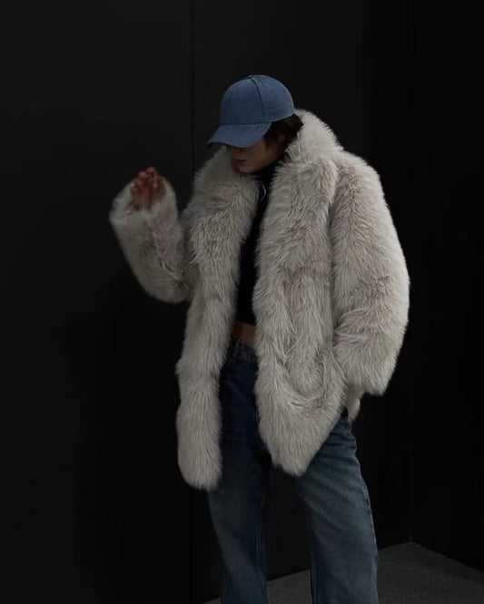 FurAura – abrigo holgado con cuello de piel