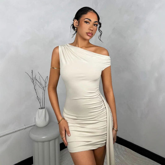 VelvetDrape – asymetrické minišaty s řasením