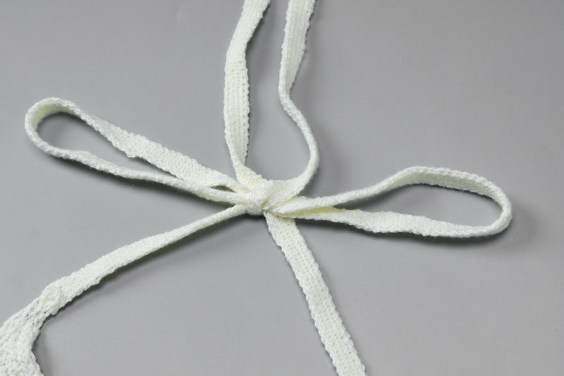 Velvéa Lace-Up Charm – šněrovací šaty s odkrytými rameny