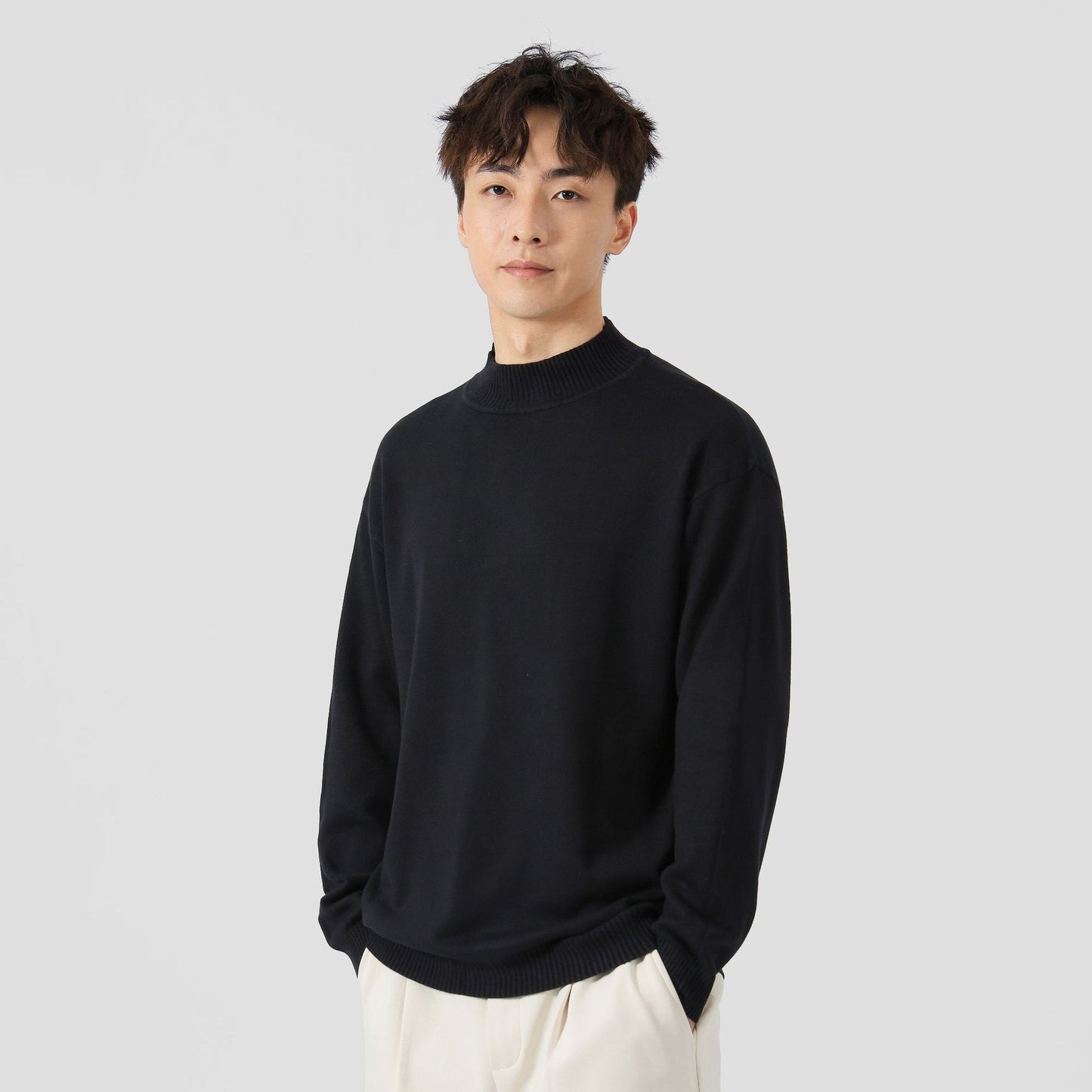 Jednobarevný volný vnitřní oděv, volný čas, teplý svetr s dlouhým rukávem