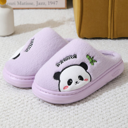 PandaPlush – zimní domácí pantofle s motivem pandy