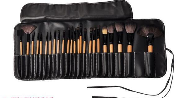 Dárková taška 24 ks sady štětců na make-up