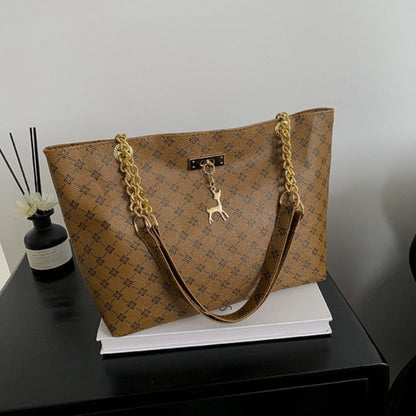 RetroChain – dámská retro kabelka s řetízkovým popruhem