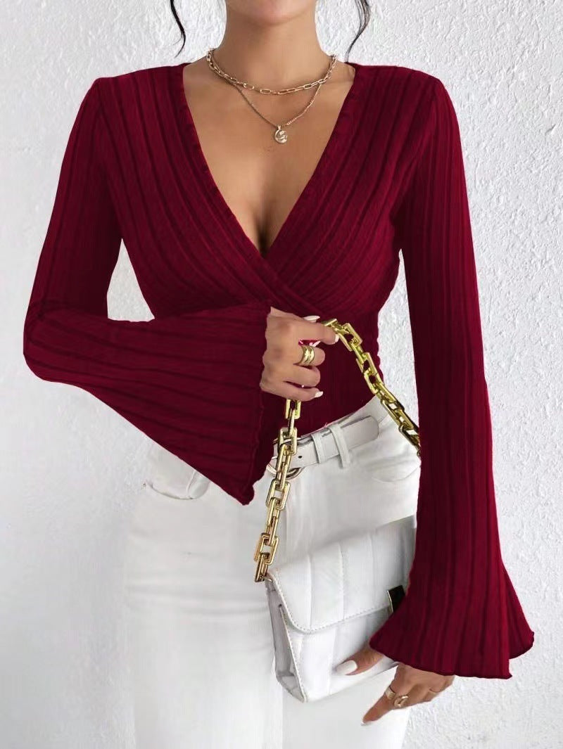 RibContour – žebrovaný slim top s výstřihem do V