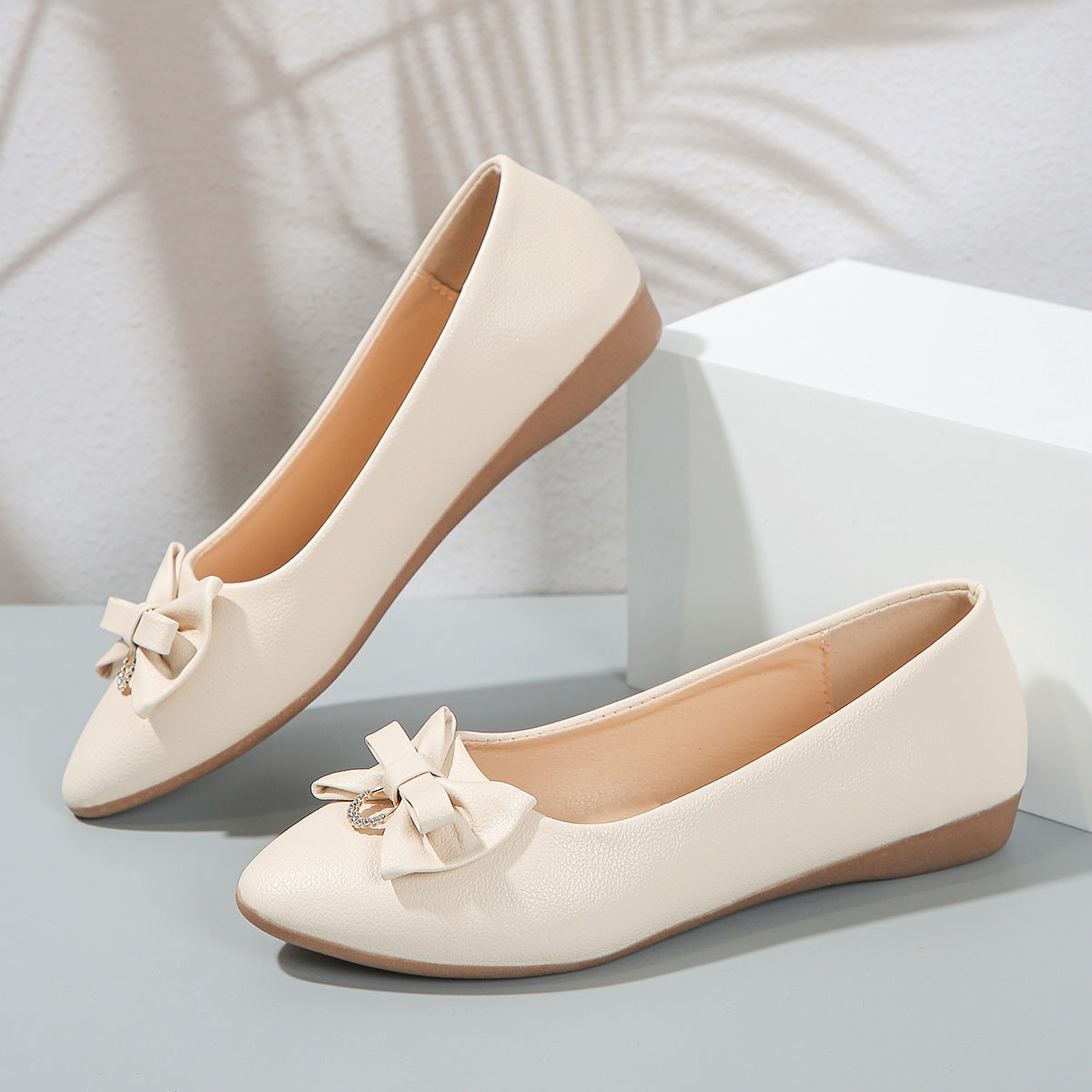 BowaFlex – dámské ploché ležérní boty s mašlí