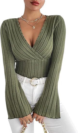 RibContour – žebrovaný slim top s výstřihem do V