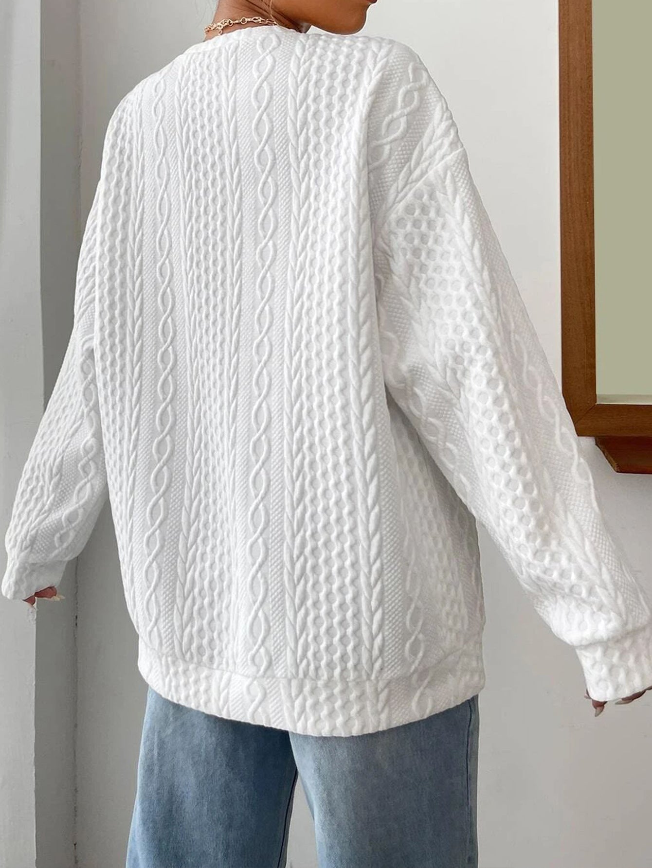 CozyWeave – žakárový svetr s kulatým výstřihem