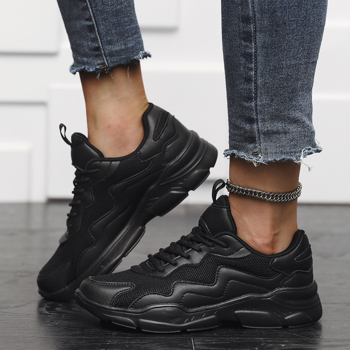 BreezeWalk – dámská sportovní obuv s barevnými detaily