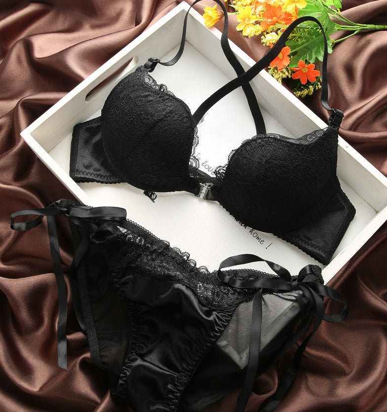 Back Bloom – lace bra with a sensual back design