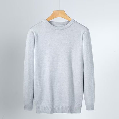 Ležérní mládežnický teplý svetr s kulatým výstřihem a proti žmolkování
