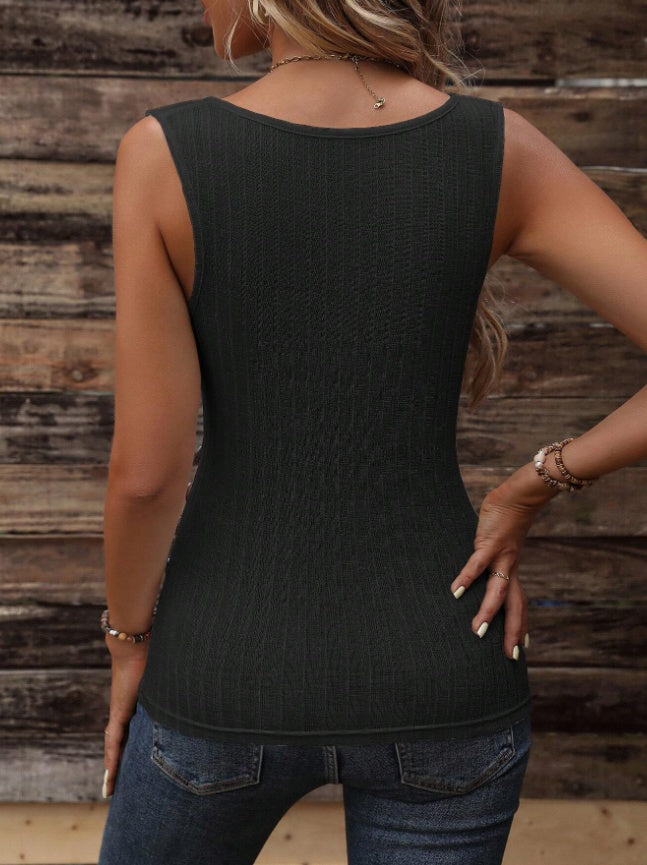 Chic Ribbed – elegantní top s knoflíky