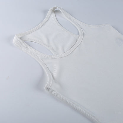 SculptFit – elegantní sportovní body s dutými detaily