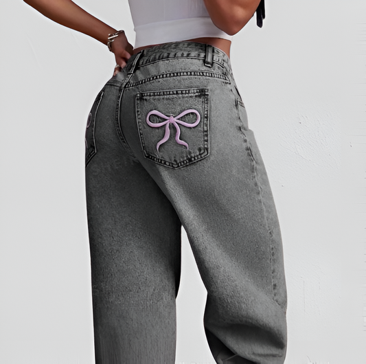 Bowvara – dámské rovné džíny s vyšívanou mašlí