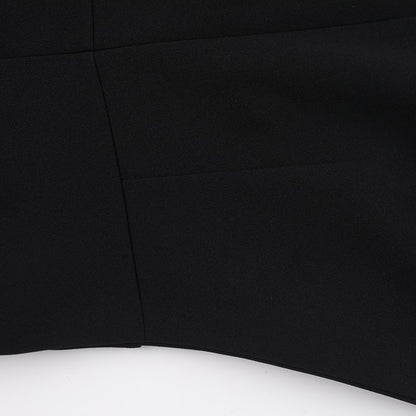 Women's elegant A-line dress with exposed shoulders, slim fit