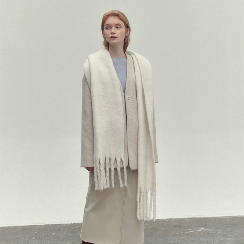 Tavelli – dámská zimní měkká šála s třásněmi