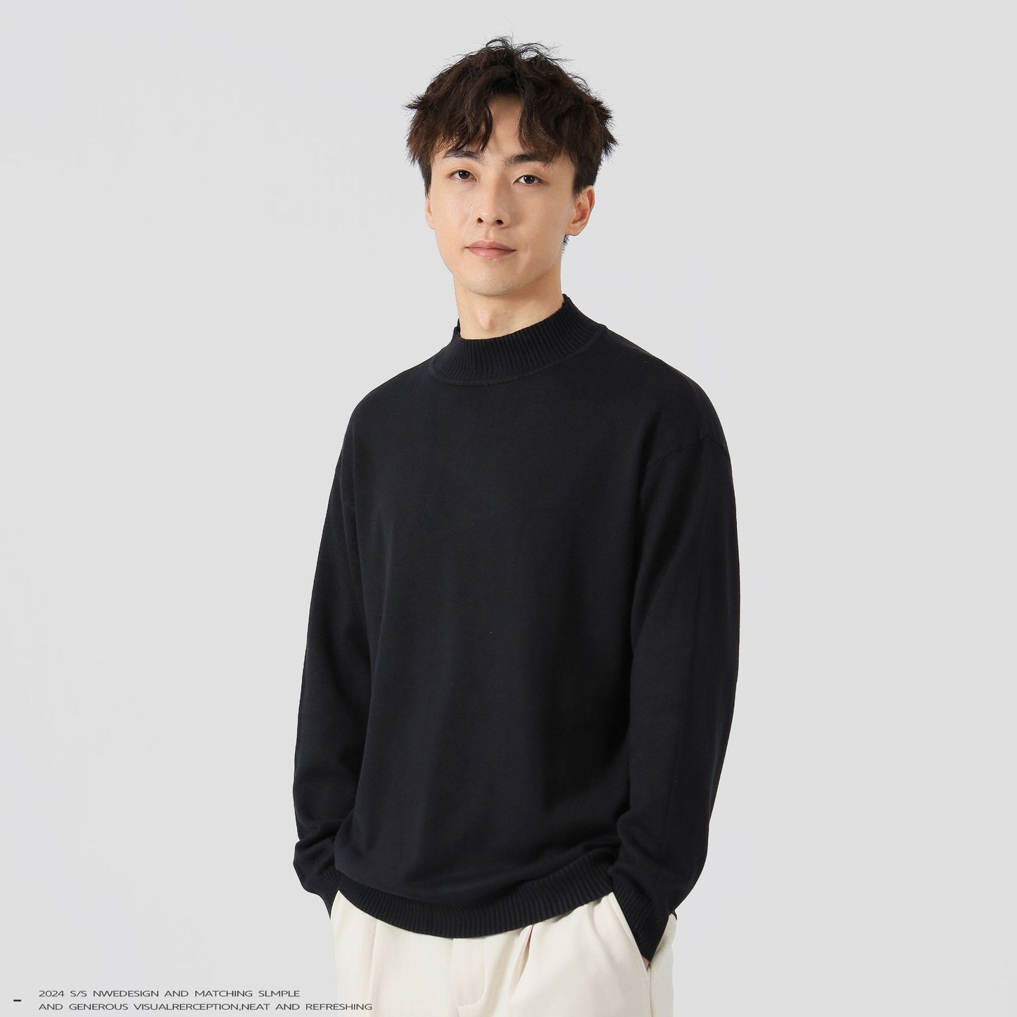 Jednobarevný volný vnitřní oděv, volný čas, teplý svetr s dlouhým rukávem