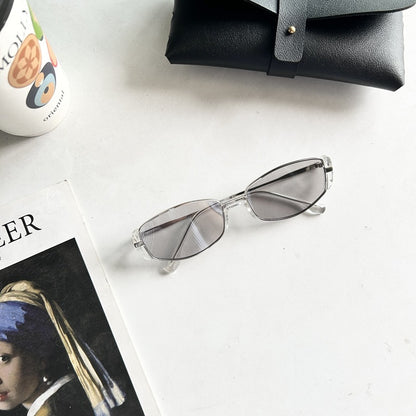 Solvèra – retro oválné sluneční brýle s kočičím okem