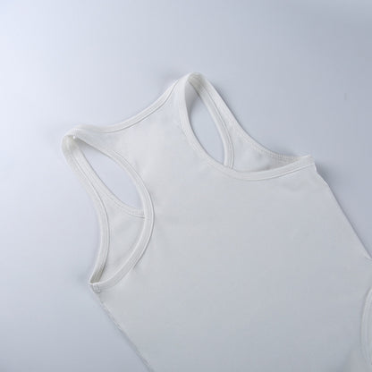 SculptFit – elegantní sportovní body s dutými detaily