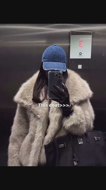 Arctic Glam – luxurious winter plush coat with long sleeves